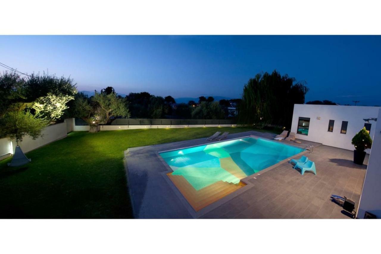Villa Natasa Lampiri  Esterno foto
